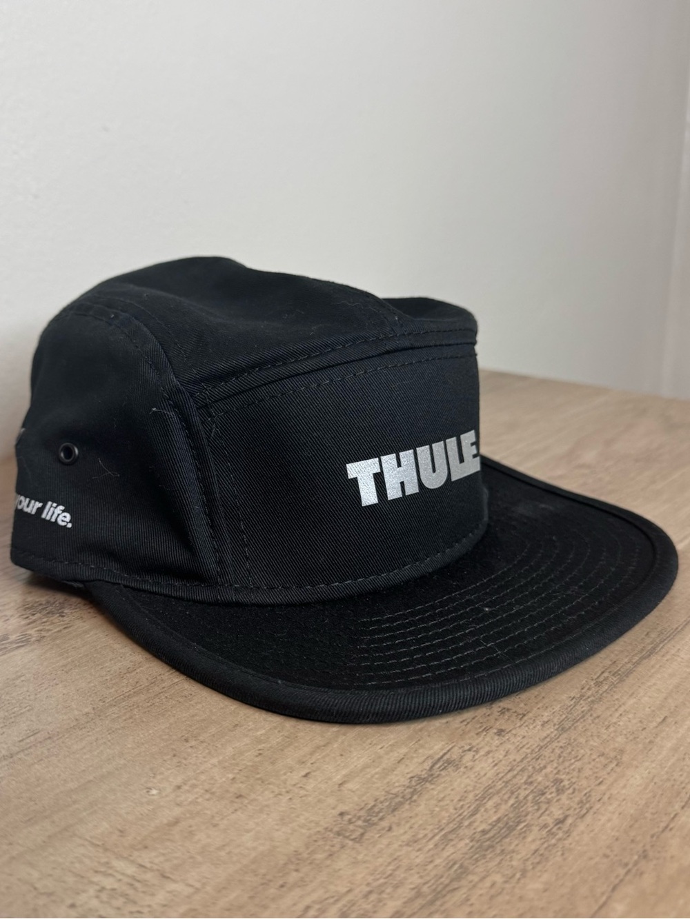 Thule Sweden Black 5 Panel Camper Hat Cap Flat Brim Strapback Running Outdoor